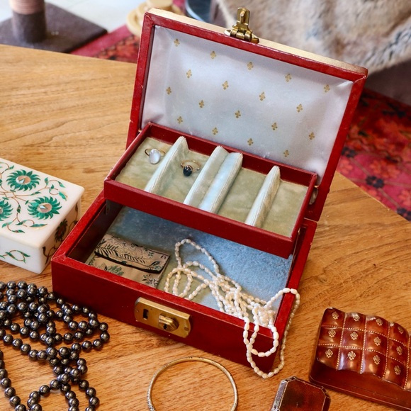 Vintage Mid Century Jewelry Box - Picture 1 of 10